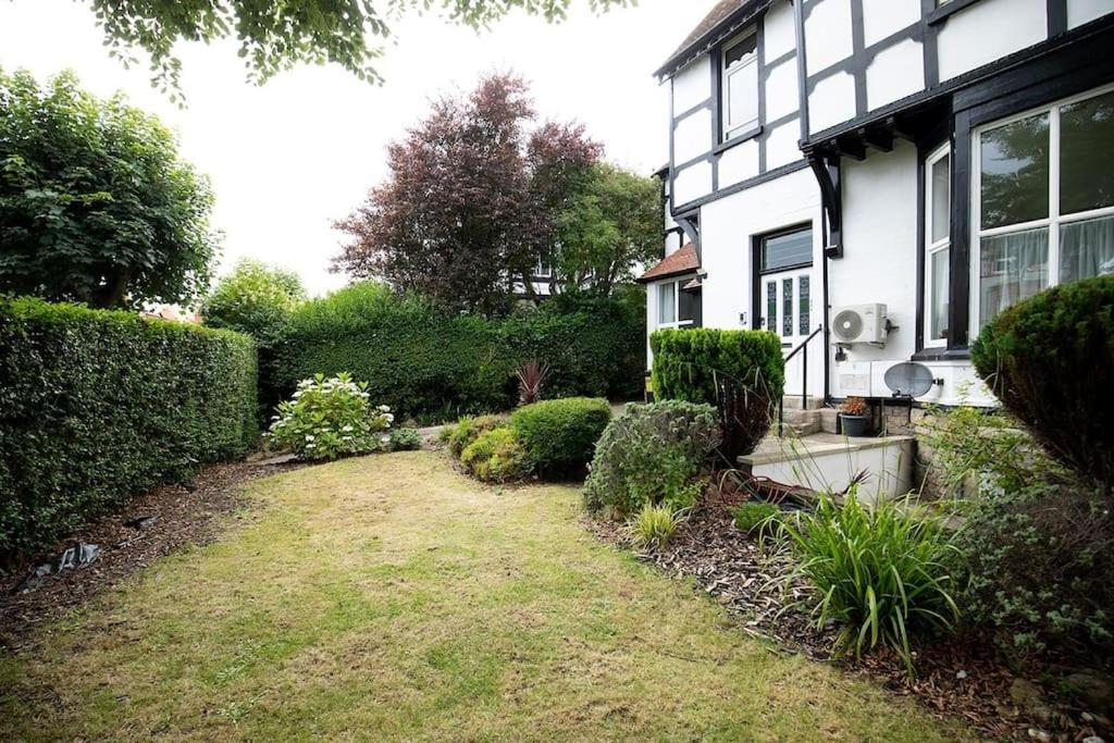 Anchorage Apartment 4 - One Bed Apartment Close To The Centre And The Beach, Located In Llandudno, North Wales Luaran gambar