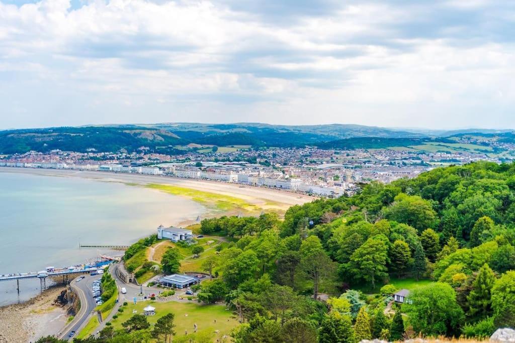 Anchorage Apartment 4 - One Bed Apartment Close To The Centre And The Beach, Located In Llandudno, North Wales Luaran gambar